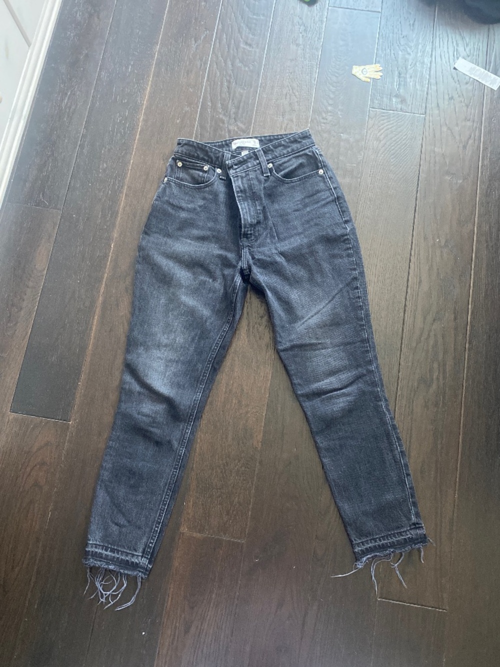 Abercrombie Skinny Jeans - SIZE 26